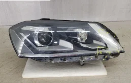 Фары для Volkswagen Passat 2011 года на фотографиях