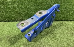 Петля капота левая для Kia Sportage на фотографиях