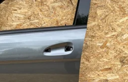 Дверь передняя левая для Mercedes-Benz M class 2014 года на фотографиях