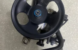 Насос ГУР для Kia Rio 2016 года на фотографиях