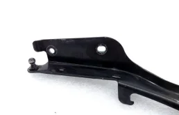 Петля капота левая для Infiniti QX 2013 года на фотографиях