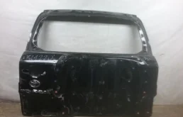 Крышка багажника для Toyota RAV4 2012 года на фотографиях