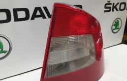 Фары для Skoda Octavia 2012 года на фотографиях