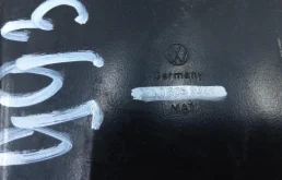 Усилитель переднего бампера для Volkswagen Tiguan 2012 года на фотографиях