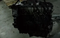 Двигатель без навесного для BMW 5er 1998 года на фотографиях