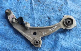 Рычаг передний правый нижний для Nissan Teana на фотографиях