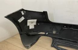 Бампер задний для Porsche Macan 2021 года на фотографиях