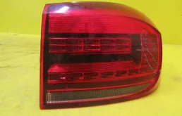 Фонарь внешний правый для Volkswagen Tiguan 2008 года на фотографиях