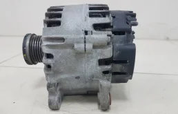 Генератор для Skoda Octavia 2014 года на фотографиях