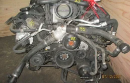 Двигатель без навесного для BMW 5er 2007 года на фотографиях