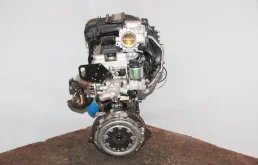 Двигатель без навесного для Chevrolet Aveo 2009 года на фотографиях