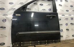 Дверь передняя левая для Land Rover Discovery 2014 года на фотографиях