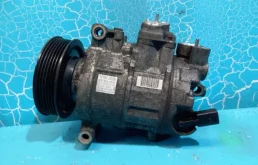 Компрессор кондиционера для Skoda Octavia 2005 года на фотографиях