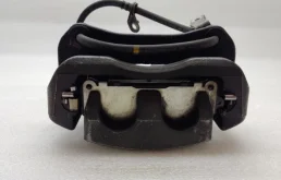 Суппорт передний левый для Lexus RX 2011 года на фотографиях