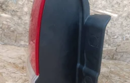 Фонарь внешний левый для Toyota Land Cruiser 2008 года на фотографиях