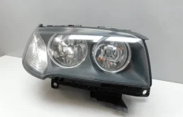 Фара правая для BMW X3 2009 года на фотографиях