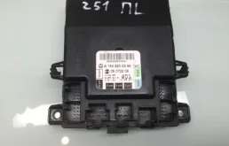 Блок управления дверью для Mercedes-Benz M class 2009 года на фотографиях