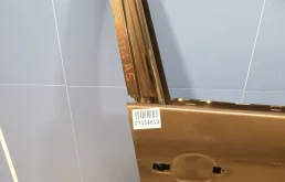 Дверь передняя правая для Volkswagen Jetta 2008 года на фотографиях