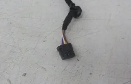 Стекла и зеркала для Volkswagen Polo 2019 года на фотографиях