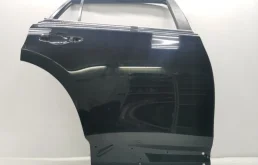 Дверь задняя левая для Toyota RAV4 2014 года на фотографиях