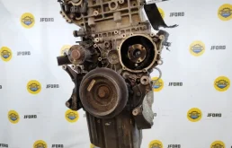 Двигатель без навесного для SsangYong Rexton 2016 года на фотографиях