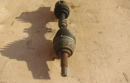 Привод передний правый для Nissan Murano 2002 года на фотографиях