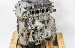 Двигатель без навесного для Toyota Camry 2008 года на фотографиях