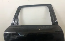 Дверь задняя правая для Volkswagen Touareg 2015 года на фотографиях