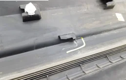 Накладка двери передней правой для Volkswagen Tiguan 2013 года на фотографиях