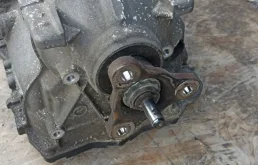 Шатун для BMW 5er 2015 года на фотографиях