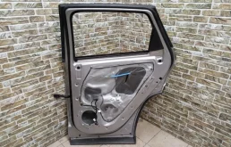 Дверь задняя правая для Hyundai Tucson 2021 года на фотографиях