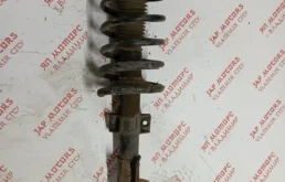 Амортизатор передний левый для Volvo XC90 2008 года на фотографиях