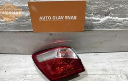 Фонарь внешний левый для Nissan Qashqai 2011 года на фотографиях