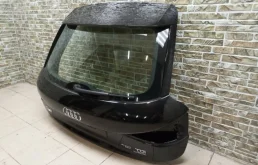 Дверь багажника для Audi Q3 на фотографиях