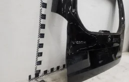 Крышка багажника для Mercedes-Benz V class 2015 года на фотографиях