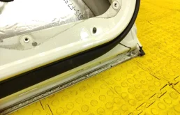 Дверь задняя левая для Mercedes-Benz S class 2008 года на фотографиях