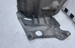 Подкрылок передний правый для Mercedes-Benz S class 2014 года на фотографиях