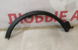 Молдинг крыла задний правый для Toyota RAV4 2018 года на фотографиях