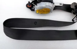 Ремень безопасности передний правый для Kia Rio 2014 года на фотографиях