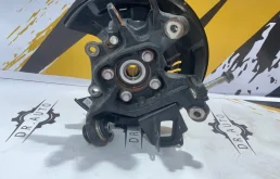 Цапфа задняя левая для Lexus RX на фотографиях