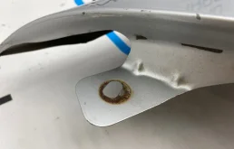 Крылья для Mercedes-Benz M class 2004 года на фотографиях