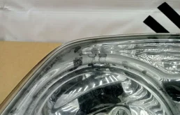 Фонарь внутренний правый для Lexus RX 2005 года на фотографиях