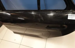 Дверь задняя левая для Mercedes-Benz M class 2015 года на фотографиях