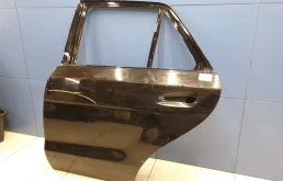 Дверь задняя левая для Mercedes-Benz M class 2015 года на фотографиях