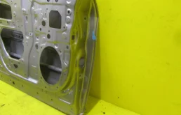 Дверь передняя левая для Lexus RX 2022 года на фотографиях