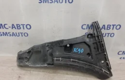 Кронштейн переднего бампера левый для Volvo XC90 2013 года на фотографиях