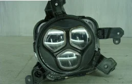 Фонарь правый для Toyota Land Cruiser 2018 года на фотографиях