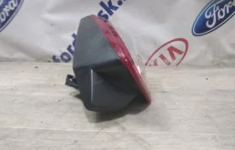 Фонарь внутренний правый для Ford Kuga 2010 года на фотографиях