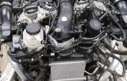 Двигатель без навесного для Mercedes-Benz GLC class 2018 года на фотографиях