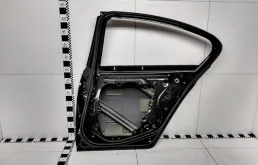 Дверь задняя правая для BMW 5er 2023 года на фотографиях